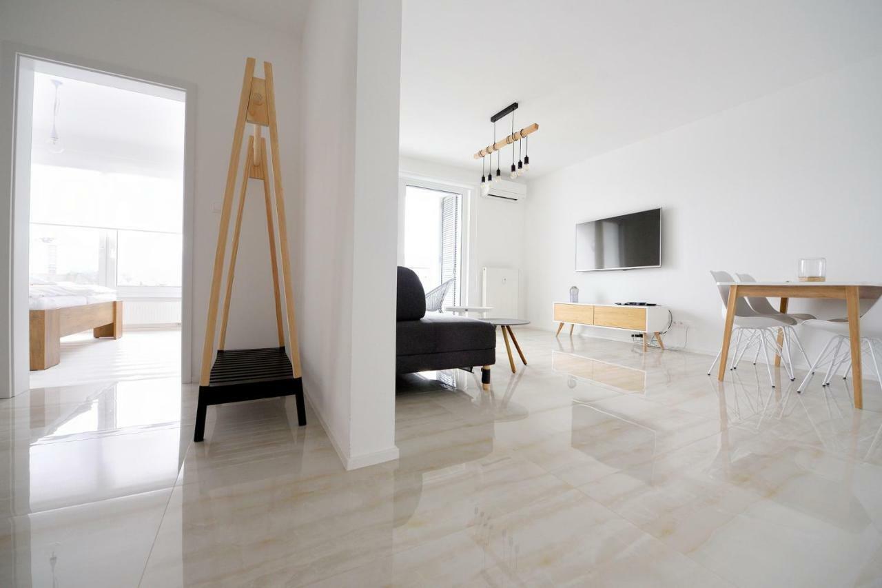 Center Aupark Apartment 皮耶什佳尼 外观 照片
